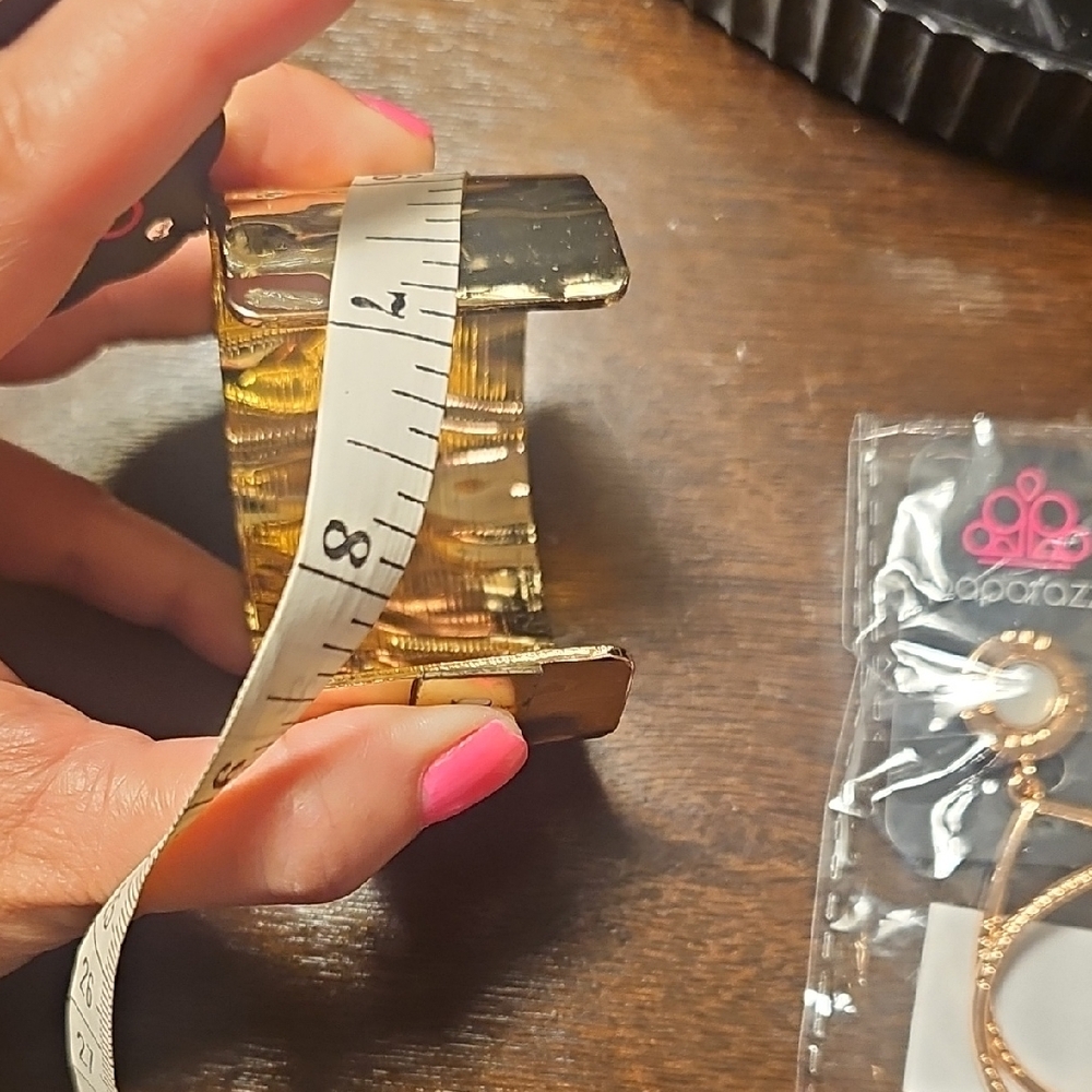 Gold Cuff Bracelet and Ring Set - Picture 8 of 15